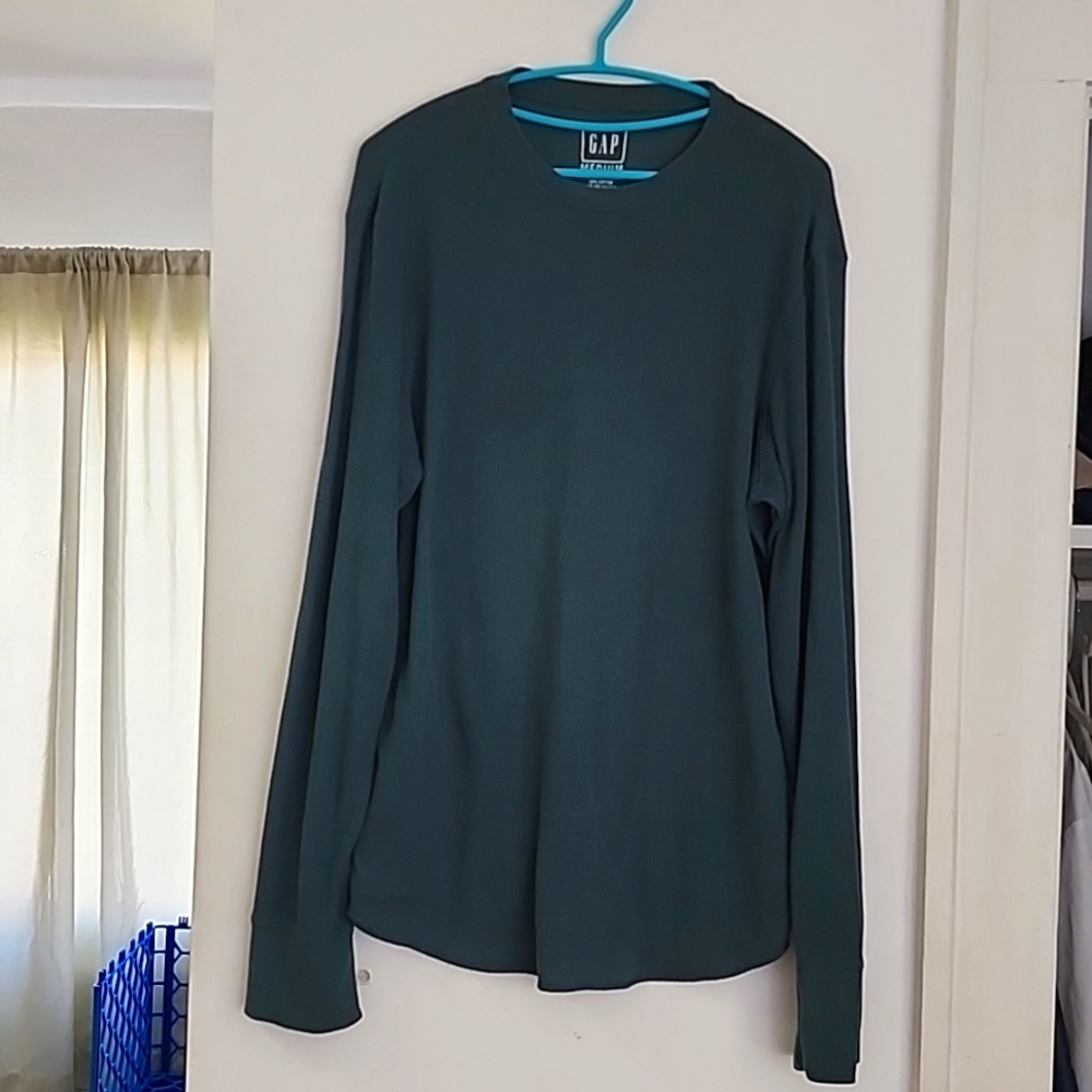 GAP Amazing Color Long Sleeve Shirt. Men Size: M